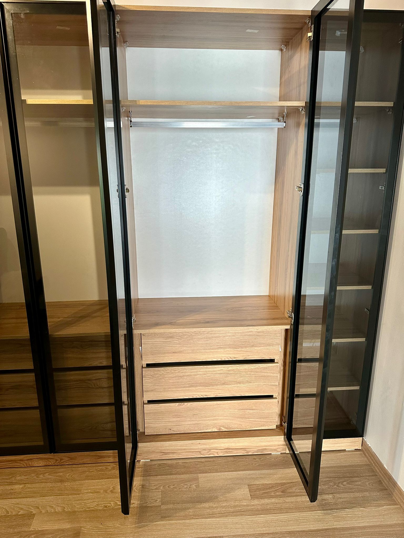 Cam Kapaklı Gardrop Modelleri Proje 8 4 Cam Kapakli Gardirop Modelleri Proje 8 4 1